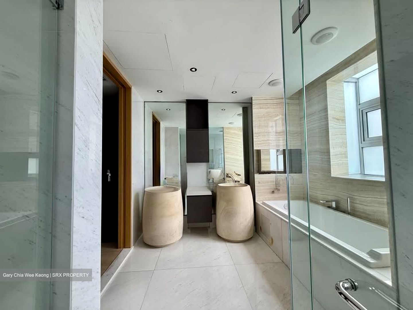 White House Residences (D10), Condominium #569692481